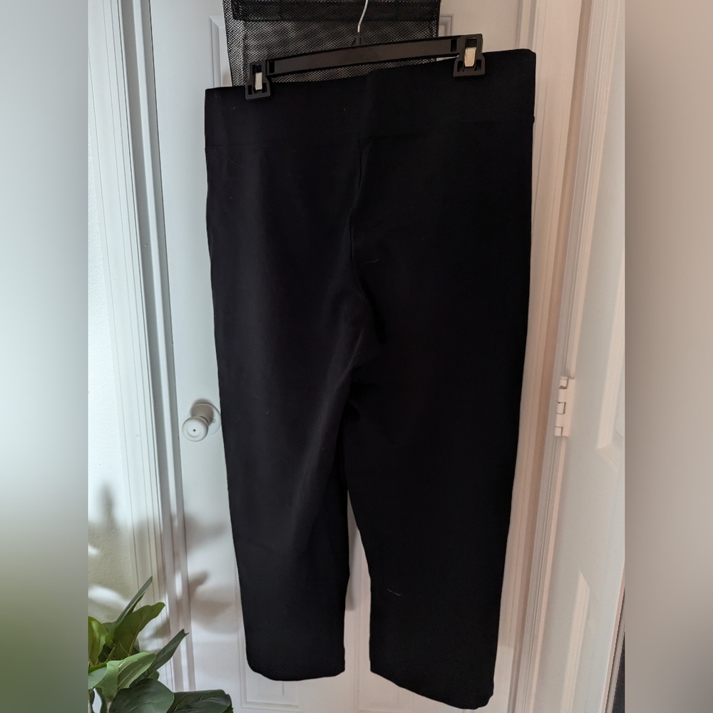 Studio By Torrid Pull-On Pocket Pixie Wide Leg Si… - image 3